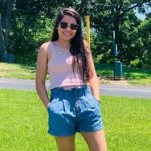 Meet your Posher, Izzy